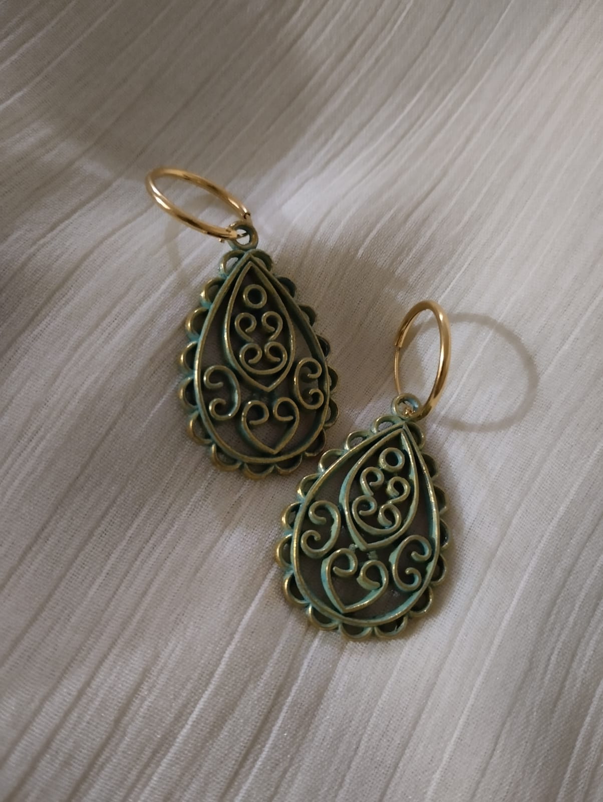 Double shade earrings