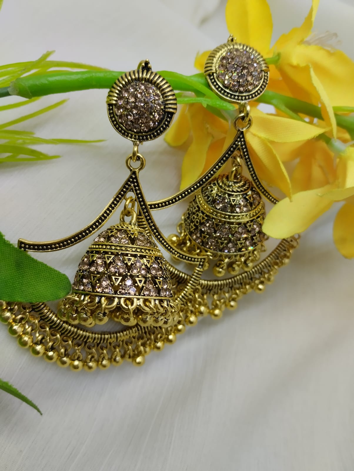 Antique big jumky 040