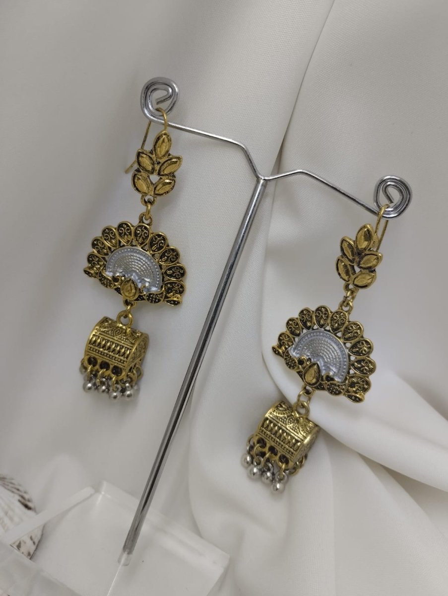 Antique Peacock jumky